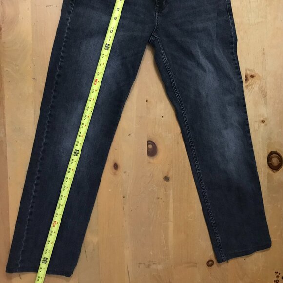 Calvin Klein Slim Straight Jeans – Size 32x30 - Picture 7 of 8